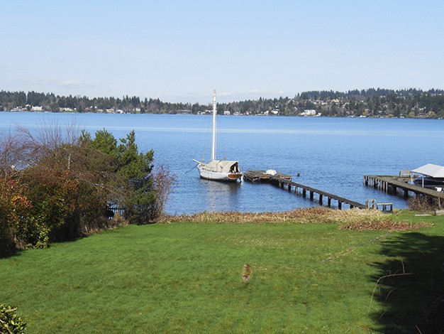 A view of the dock and the ship