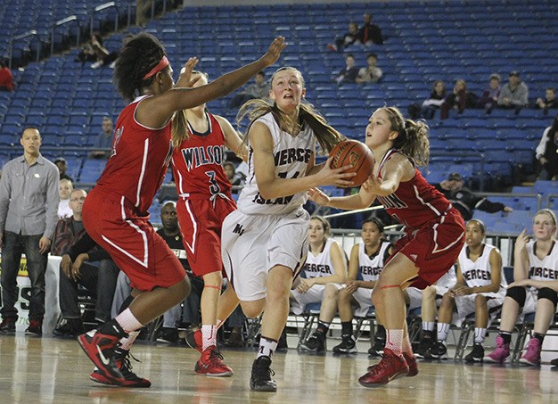 Mercer Island's Jess Blakeslee cuts through the Wilson defense during its 3A quarterfinal matchup Thursday