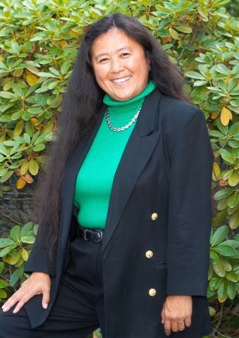 Vicki Puckett has begun working at Mercer Island High School.