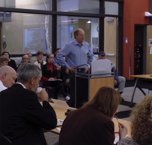Deputy Mayor Dan Grausz addresses the KCLS Board of Trustees at its Oct. 29 meeting about concerns regarding the library remodel.