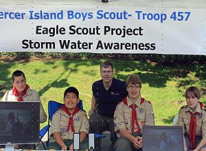 Mercer Island Eagle Scout Max Waller and members of Troop 457 hosted a booth at the Aug. 11 farmers market.
