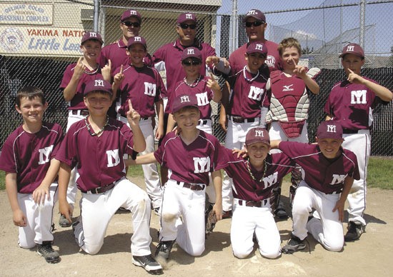 The Mercer Island 10U Thunder select baseball team had a rare triple play during a tournament in Yakima.