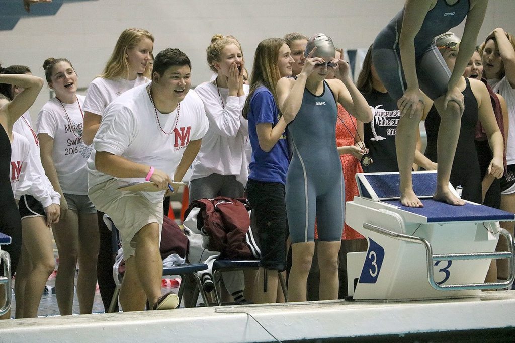 Mercer Island girls third at 3A state swim and dive championships