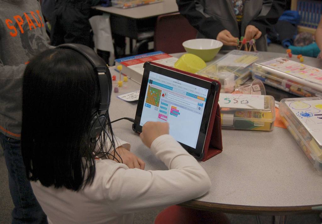 West Mercer students participate in Hour of Code