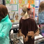 Mercer Island students celebrate and share culture at Lakeridge fair