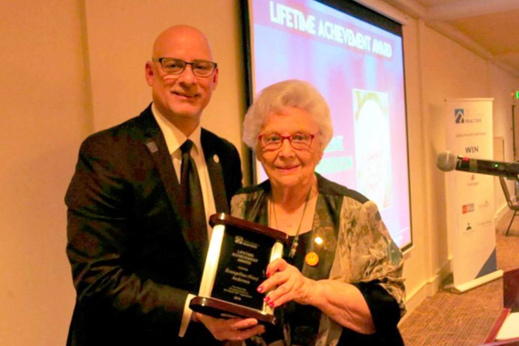 Mercer Island realtor, 10 others honored for special achievements during 2016