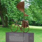 A bronze sculpture designed by artist Pamela DeVries will commemorate Fran Call&rsquo;s Cyclemates. Image courtesy of Cyclemates