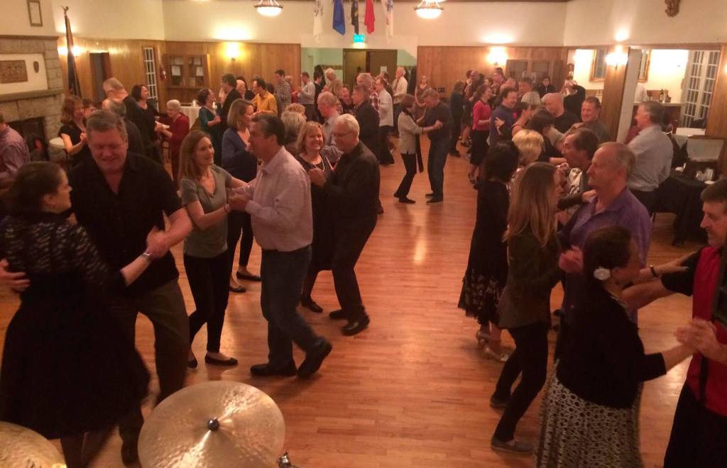 Community gathers at Mercer Island Swing Dance