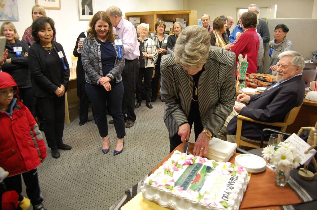 Mercer Island Chamber celebrates changing of the guard