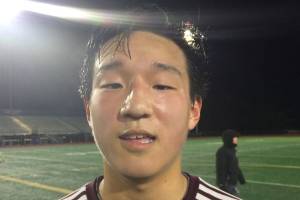 Islanders conquer Saints in KingCo 3A soccer showdown