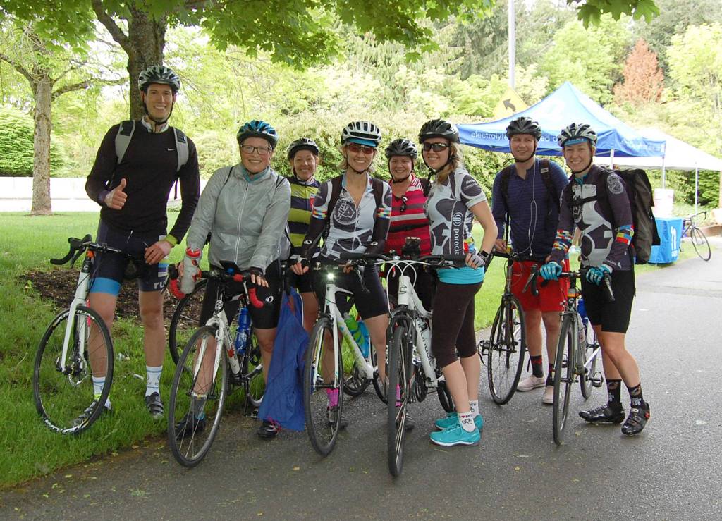 Cyclists pedal across Mercer Island for Bike to Work Day
