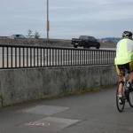 Cyclists pedal across Mercer Island for Bike to Work Day
