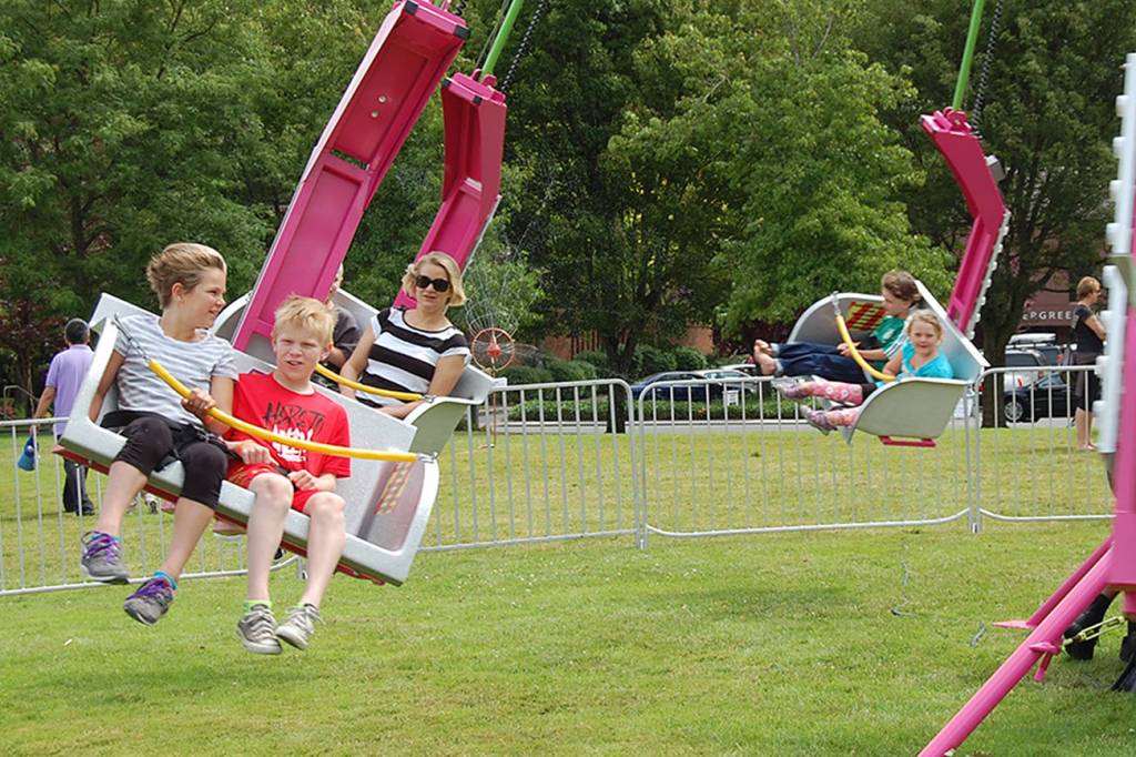 Mercer Island Summer Celebration brings ‘out of this world’ fun