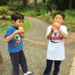 Mercer Island students turn lemons into money for food pantry