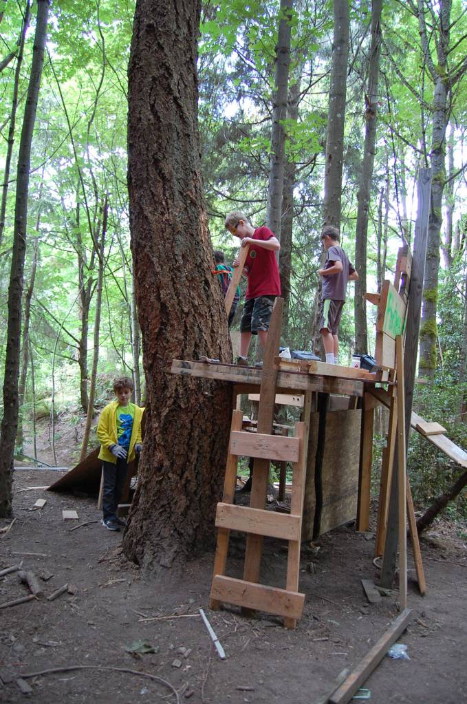 Mercer Island’s Adventure Playground inspires creativity in construction