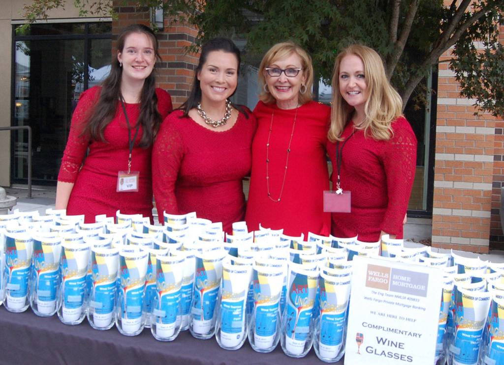 Mercer Island Chamber gathers community with wine, art, music