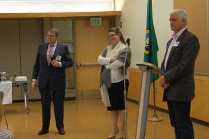 Mercer Island City Council candidates debate transportation, finances at Chamber forum