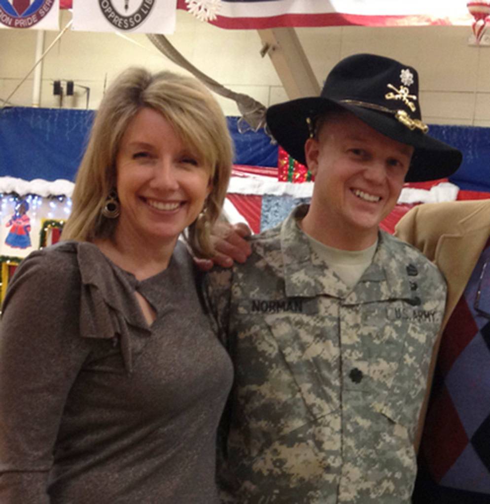 Islander Hilary Benson poses with her brother, U.S. Army LTC Geoffrey Norman, who is currently at the Pentagon, serving as Head of Dominant Maneuvers. Photo courtesy of Hilary Benson