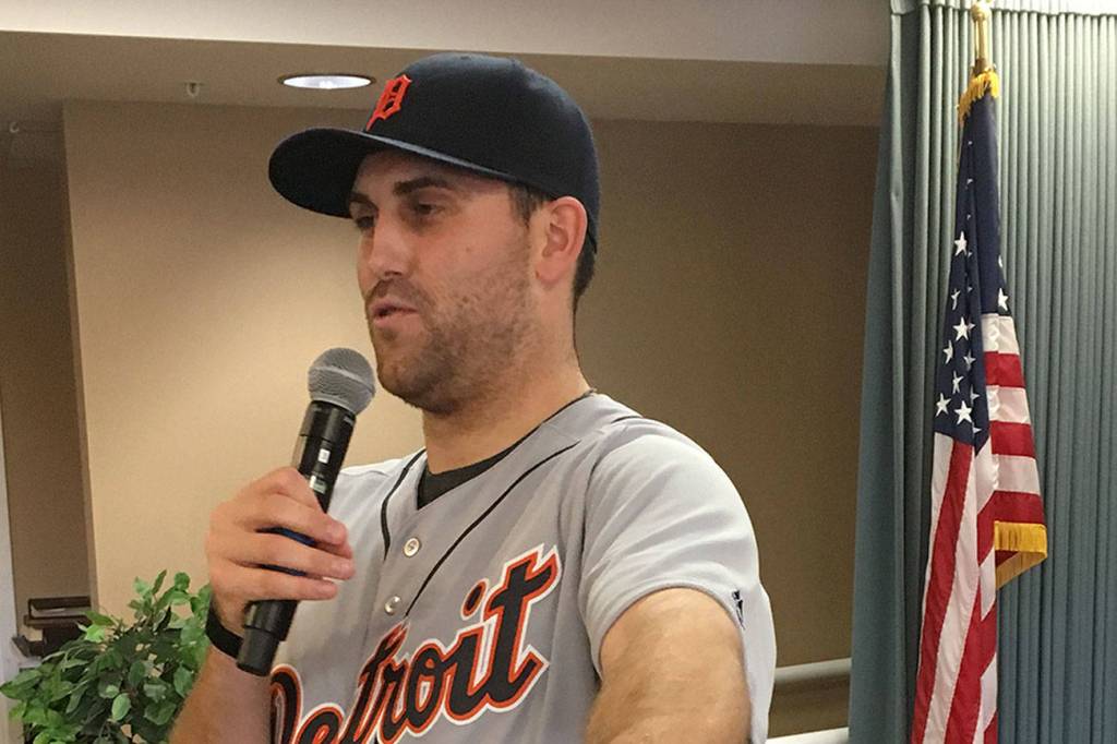 MLB pitcher Matt Boyd visits retirees in hometown Mercer Island