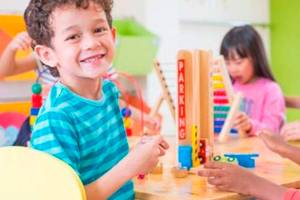 Mercer Island Youth and Family Services goes live to show importance of play