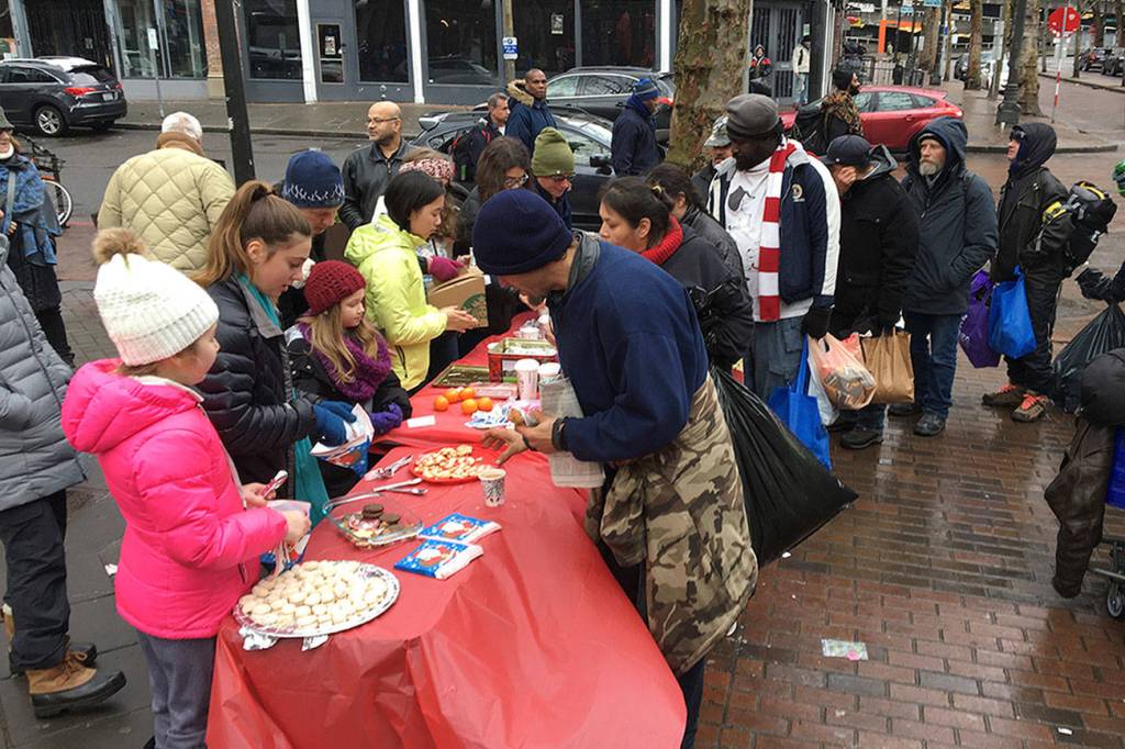 Mercer Island Girl Scouts help the homeless over the holidays
