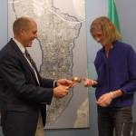 Passing the gavel: Mercer Island City Council selects Debbie Bertlin as mayor