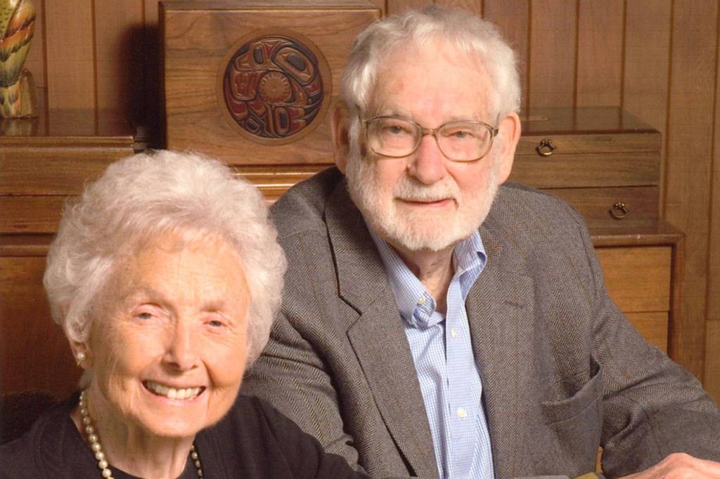 New endowment at UW to continue legacy of Islanders Aubrey, Henrietta Davis
