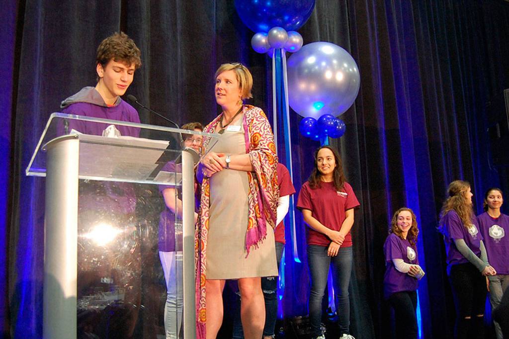 Islanders gather to give back to MIYFS at annual breakfast