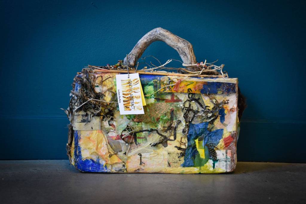 Lava Danna. Kliny Marina, by Robert Wood. Courtesy of SZ Gallery