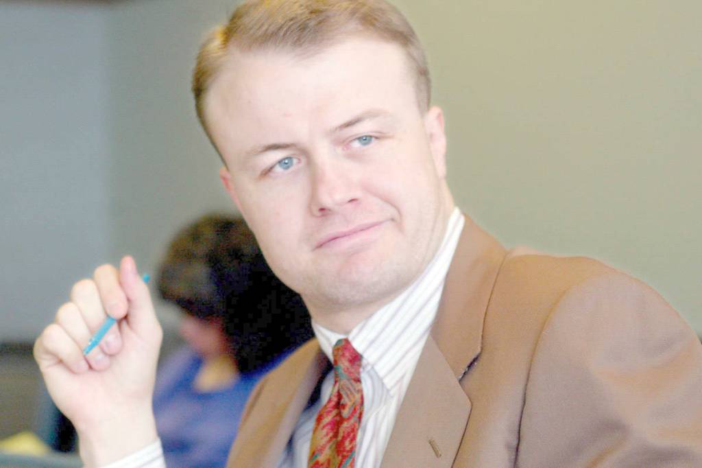 Photo by Michael OLeary/Everett Herald                                Photo by Michael OLeary/Everett Herald