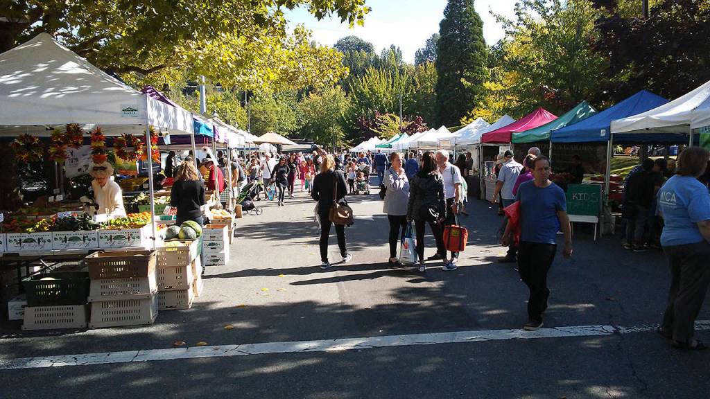 Photos courtesy of the Mercer Island Farmers Market