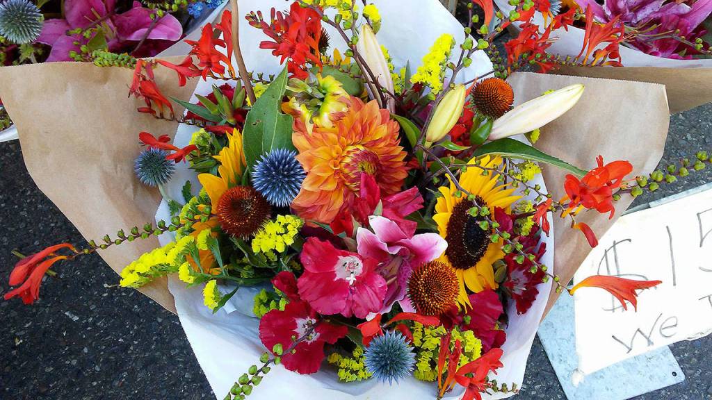 Photos courtesy of the Mercer Island Farmers Market