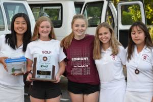 Photo courtesy of Billy Pruchno                                The Mercer Island Islanders girls golf squad finished in third place at the Class 3A state tournament on May 23 at Indian Canyon Golf Course in Spokane. The Islanders, who finished with a total of 70.5 team points, finished 21 points behind first place Bellevue. Mercer Island golfer Gihoe Seo captured third place individually with a total of 151 strokes at the two-day tournament.