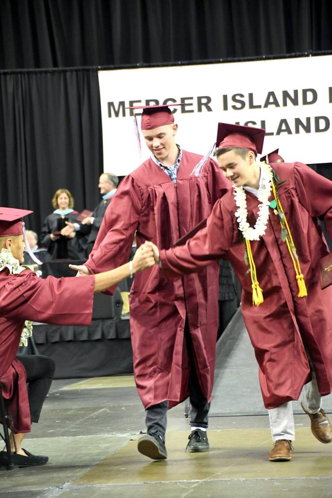 Mercer Island High School graduates 360
