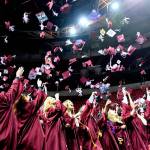 Mercer Island High School graduates 360