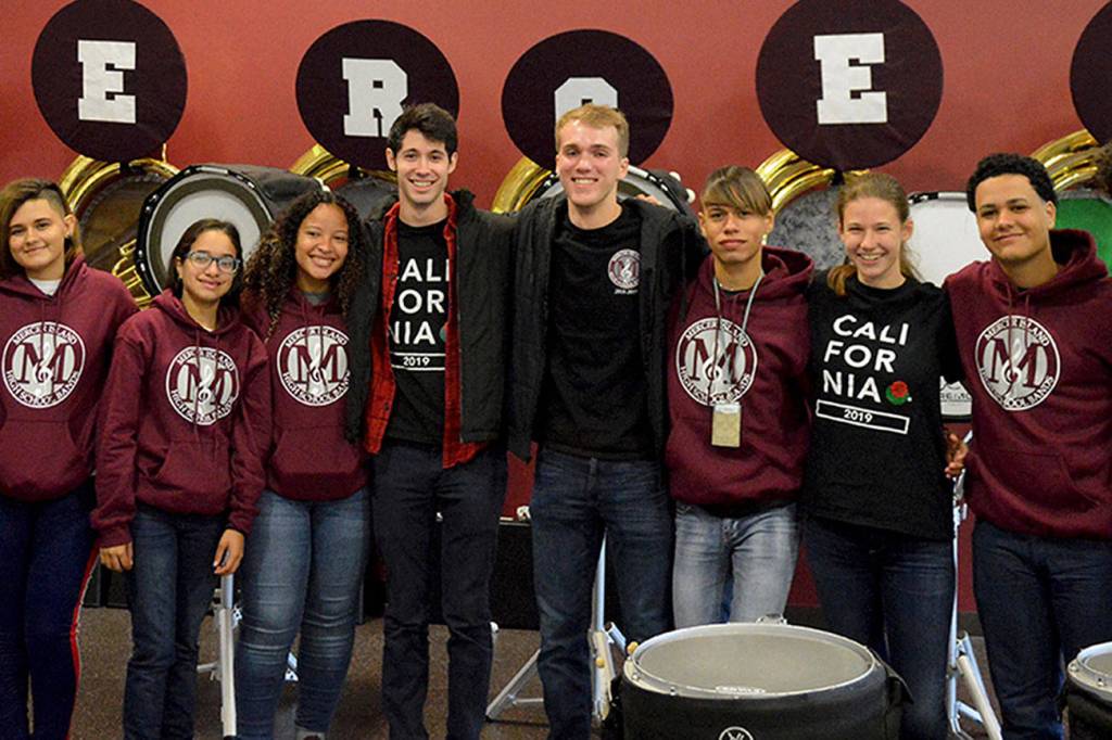 MIHS marches with Puerto Rican students in Homecoming parade