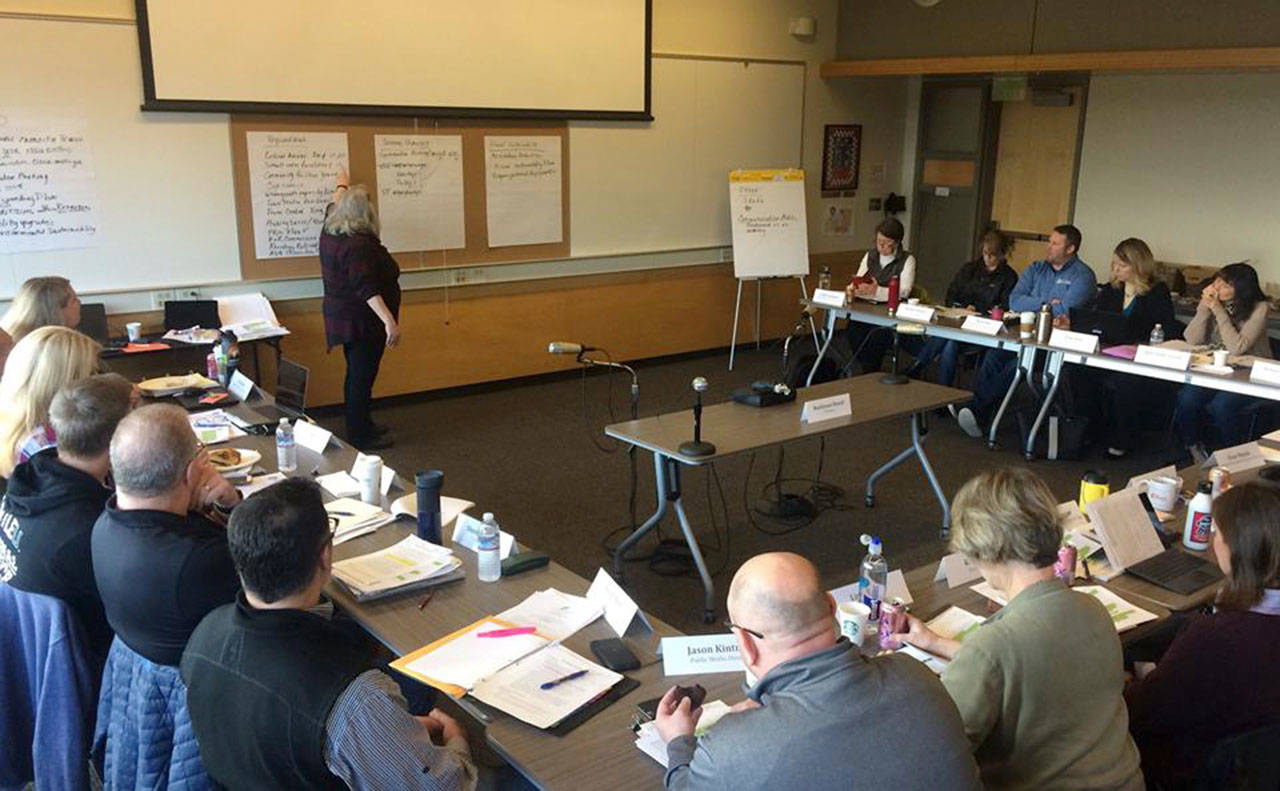 Facilitator Marilynne Beard leads the Mercer Island City Councils planning session on Feb. 2. Photo courtesy of the city of Mercer Island