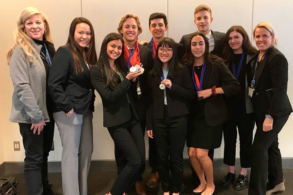 MIHS business students earn state honors