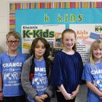 Lakeridge Elementary School K-Kids club officers support schools devastated by wildfires in Paradise, CA. From left: Fritz Hokanson, Oscar Hokanson, Oren Goldberg, Sydney Hawthorne and Emerson Woods. Madison Miller / staff photo