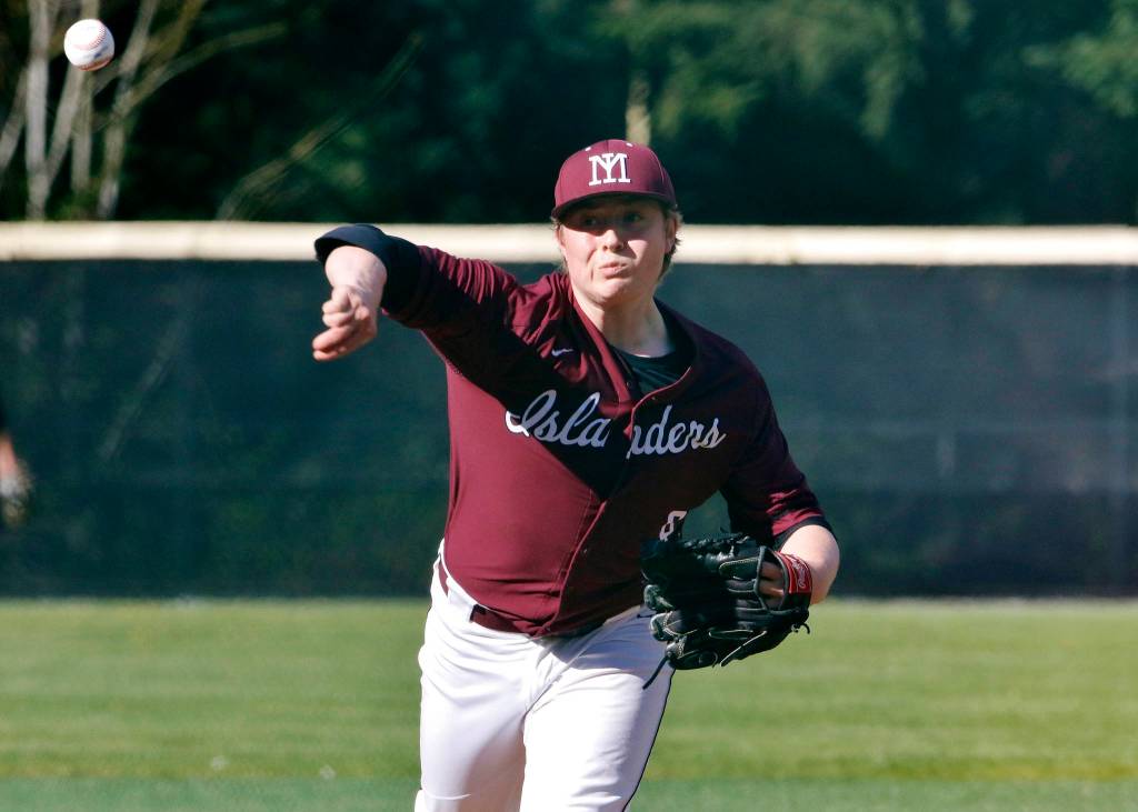 Mercer Island senior starting pitcher Liam Dammeier, who surrendered just one hit and no runs in 4 2/3 innings of work, propelled the Islanders to an 11-0 win against Interlake on April 17 in Bellevue. Photo courtesy of Jim Nicholson