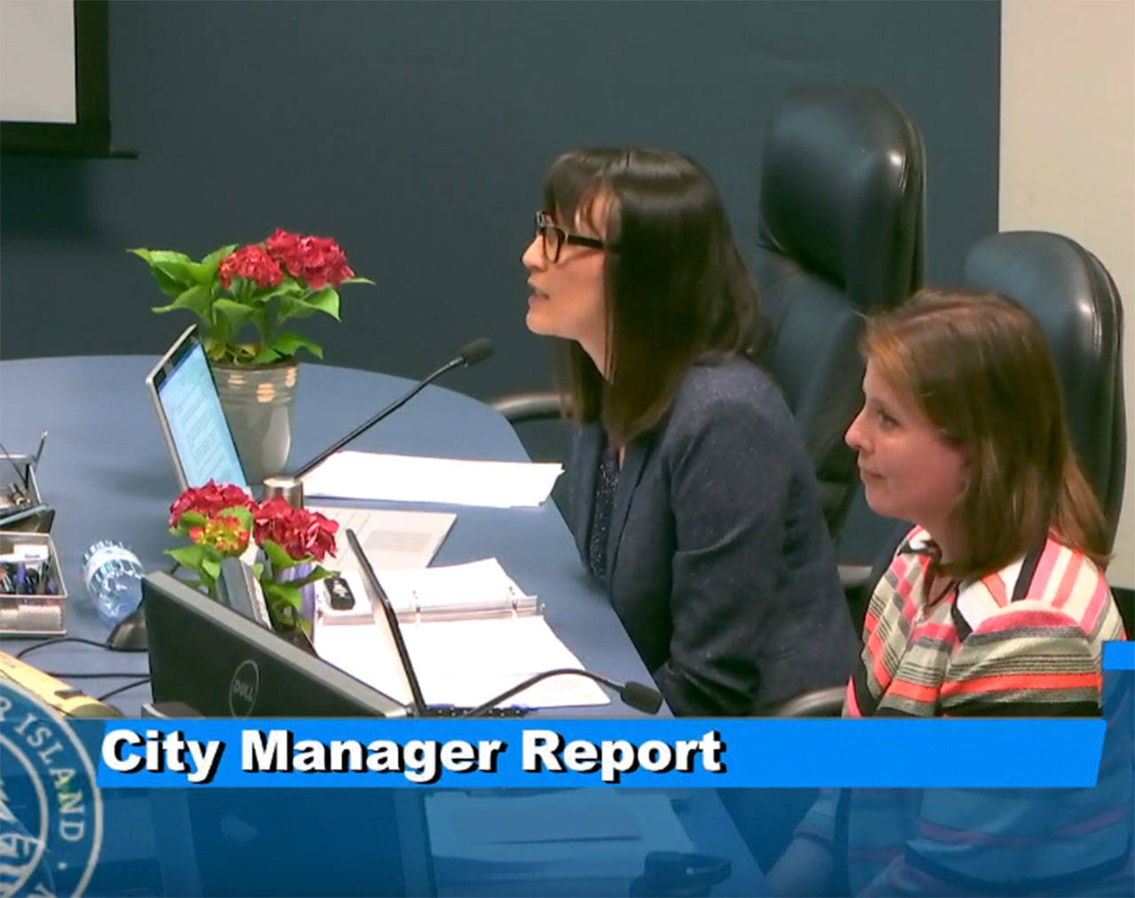 Mercer Island city manager Julie Underwood announcing her resignation at a May 7 city council meeting. She will be leaving on June 7. Photo from Youtube