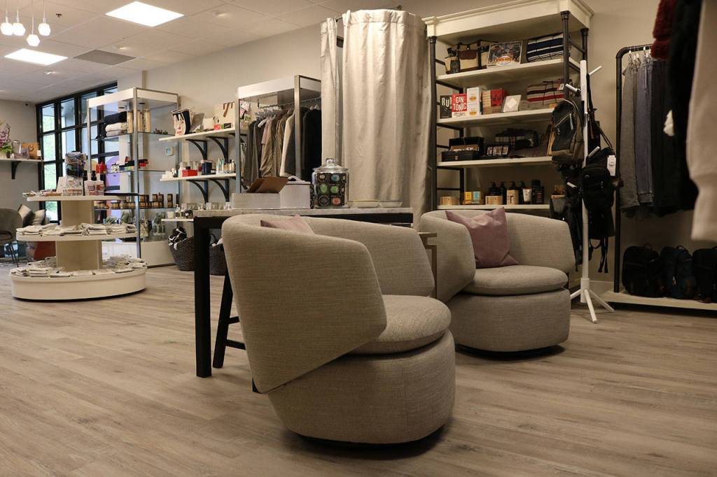 Kailan Manandic / Staff photo                                The Boutique Lounge offers a shopping space and cushioned chairs for locals to gather and hang out.