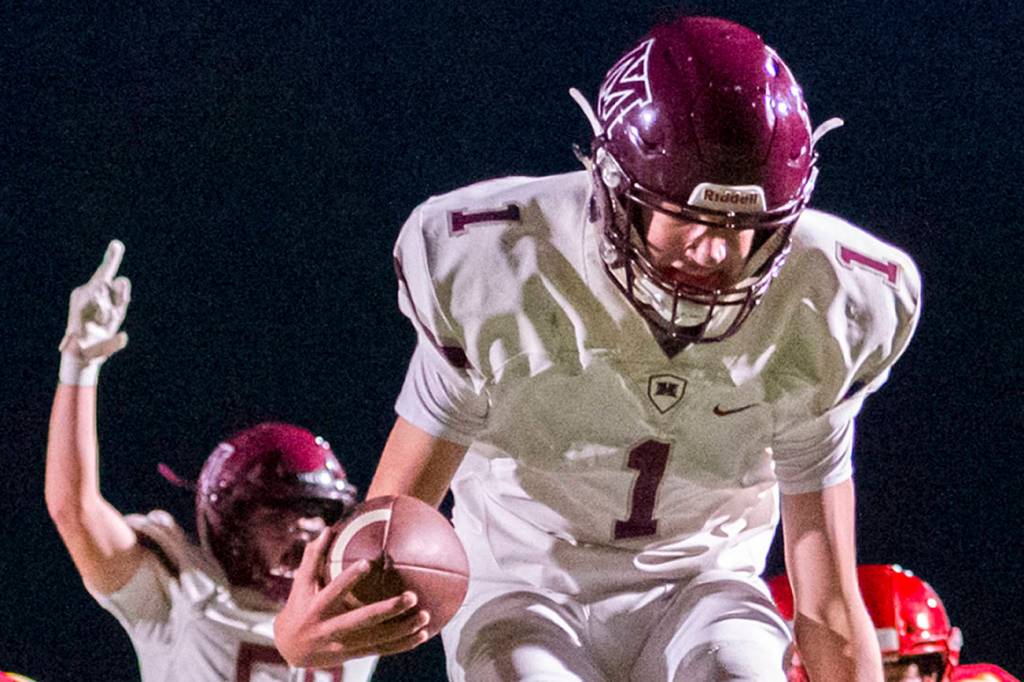 Mercer Island turns the tide against the Knights in 27-17 win