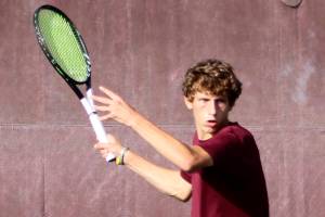 Mercer Island boys tennis off to a perfect start