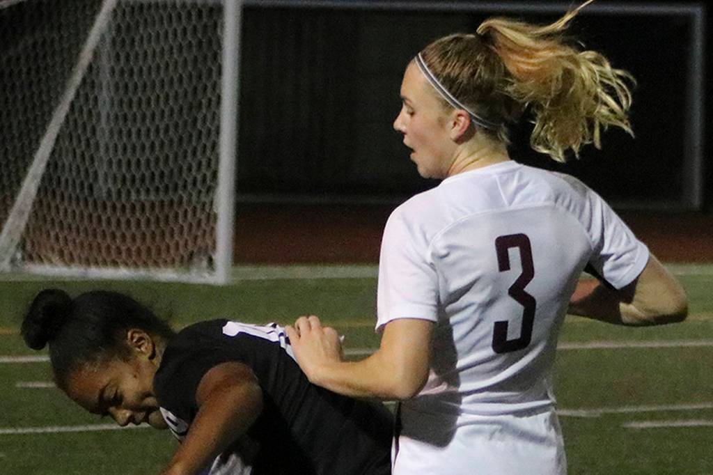 Mercer Island soccer overwhelmed by Lake Washington