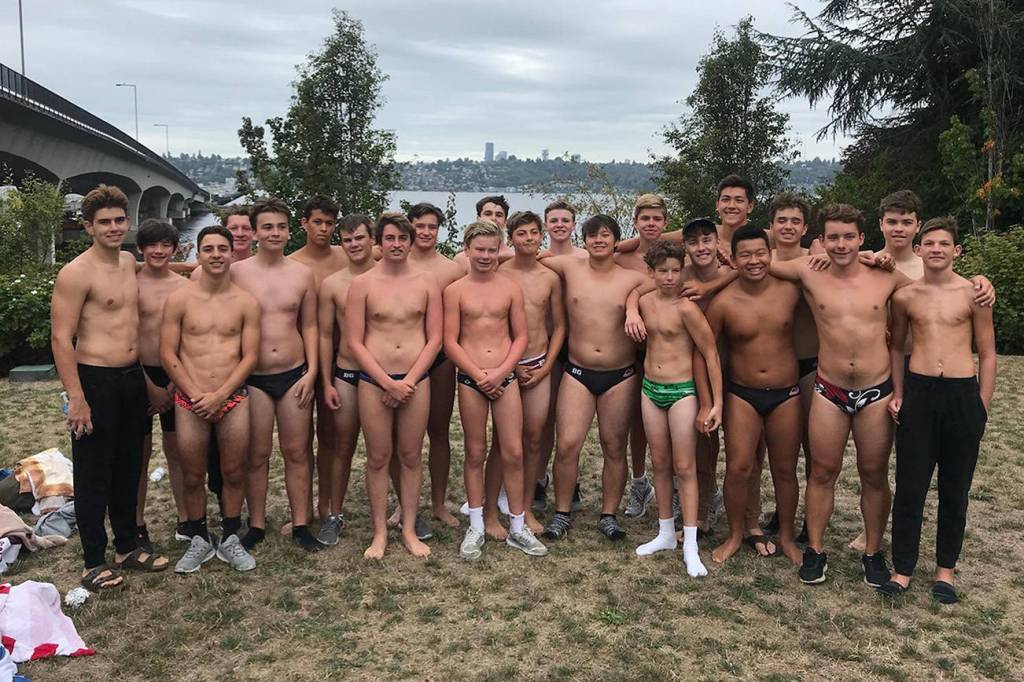 Mercer Island boys water polo ready to make waves