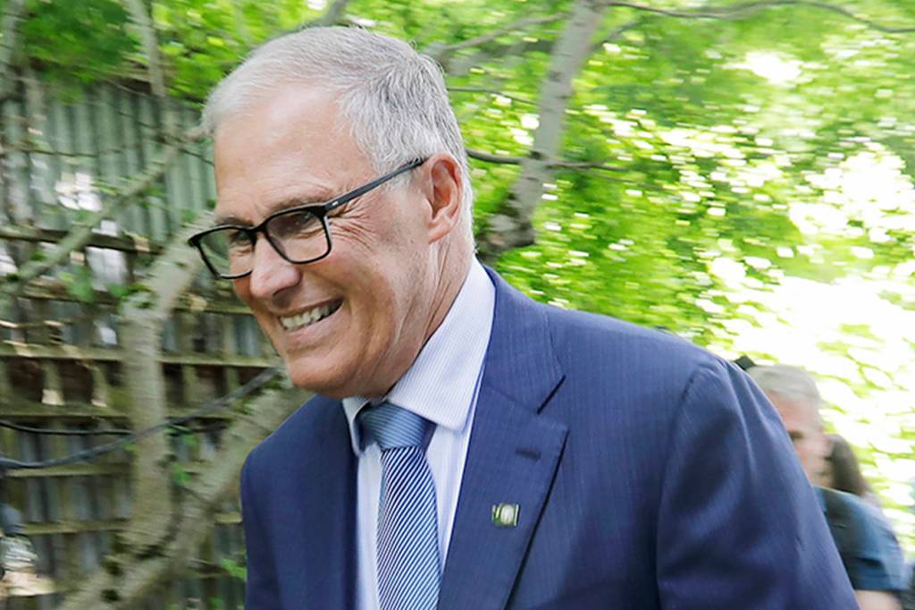 Lawmakers to governor: How dare you mess with our budget!