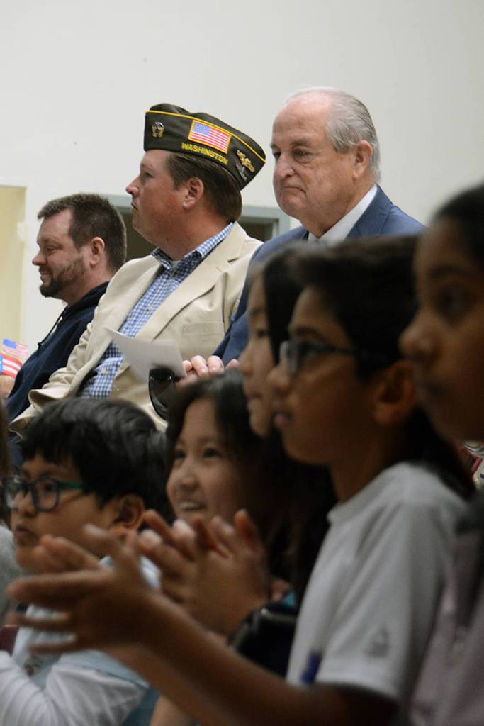 Lakeridge Elementary honors its veterans