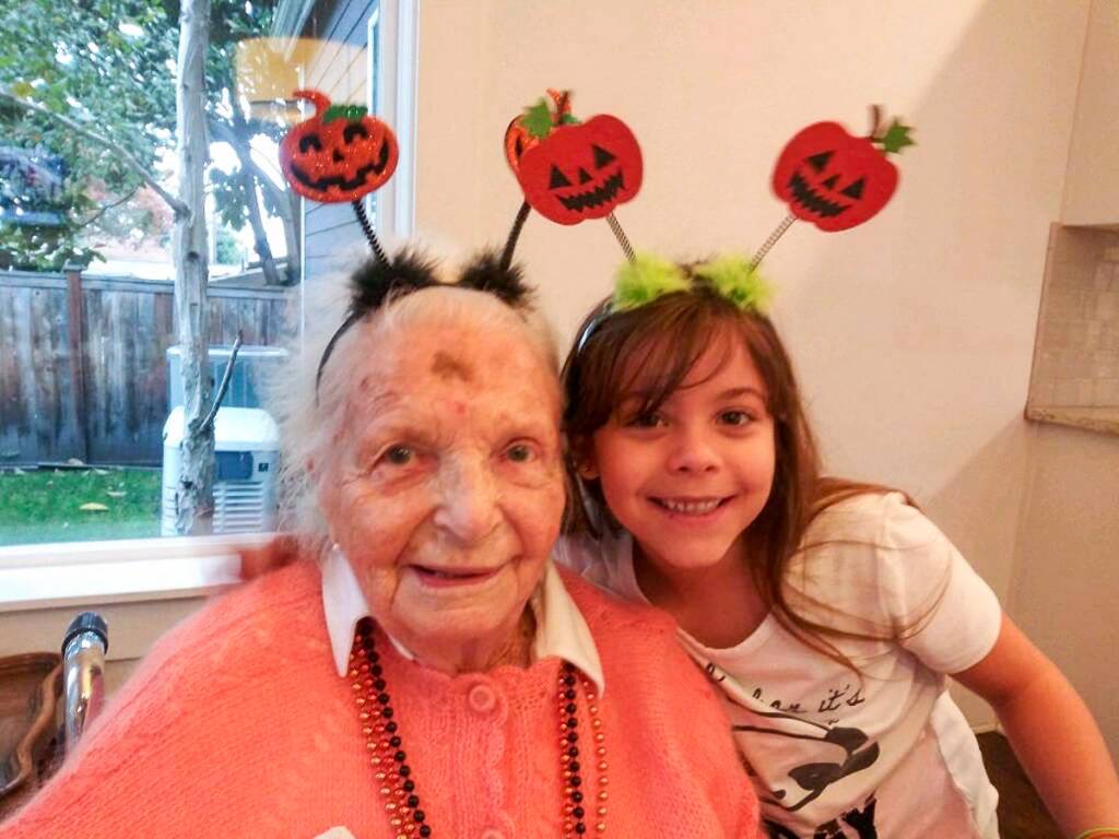 Above and below, 7-year-old Ingrid Malinoschi and her best friend Aagot Kate Rosellini, who is turning 106 years old in 2019.