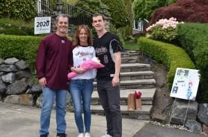 Rounding the bases: MIHS Baseball holds caravan for varsity seniors